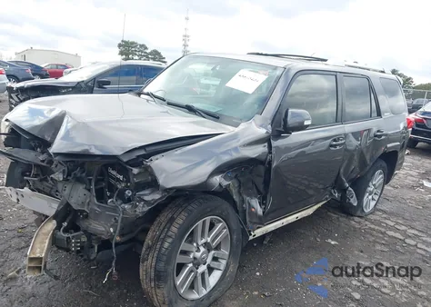 2012 Toyota 4Runner Limited z USA, uszkodzony, nr VIN JTEZU5JR8C5043834